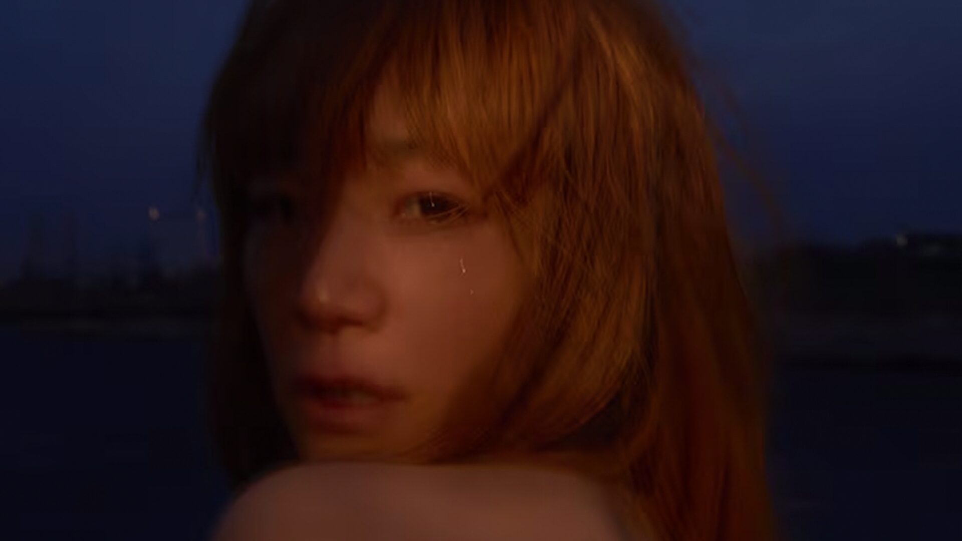 YUKI 両A面シングル『こぼれてしまうよ / Hello, it's me』収録の